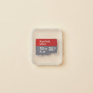 SD card (32 GB)